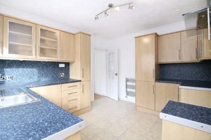 Kitchen- click for photo gallery